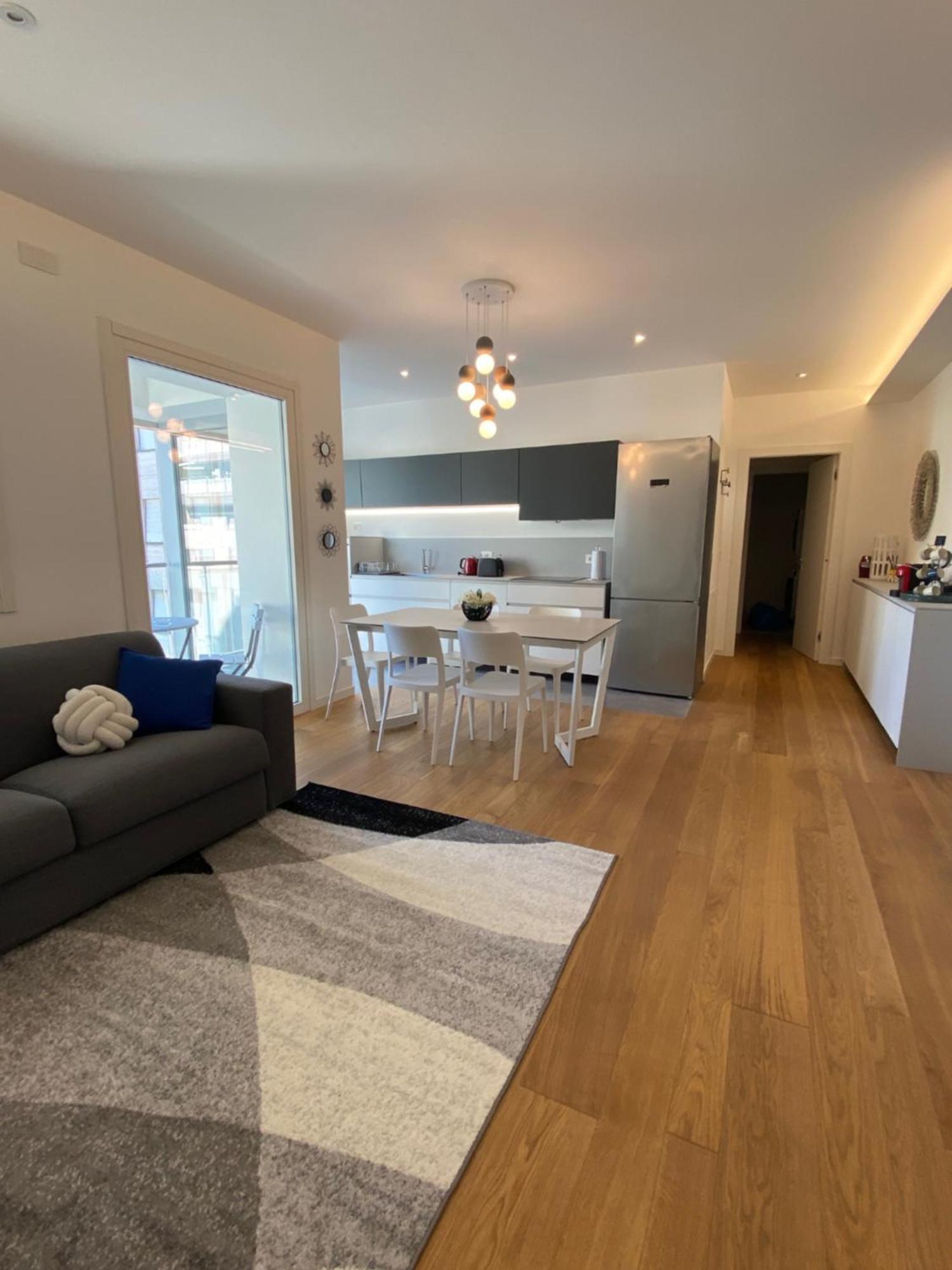 Hz+ Costantini Apartment ปอร์เดโนเน ภายนอก รูปภาพ